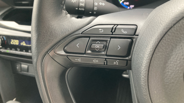 Toyota Yaris Cross 1.5 Hybrid Excel 5dr CVT Hybrid Estate